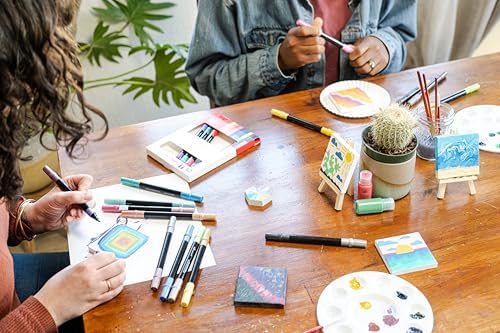 Hello Artist Party Pack Mini Canvas with Easel 4 Pieces